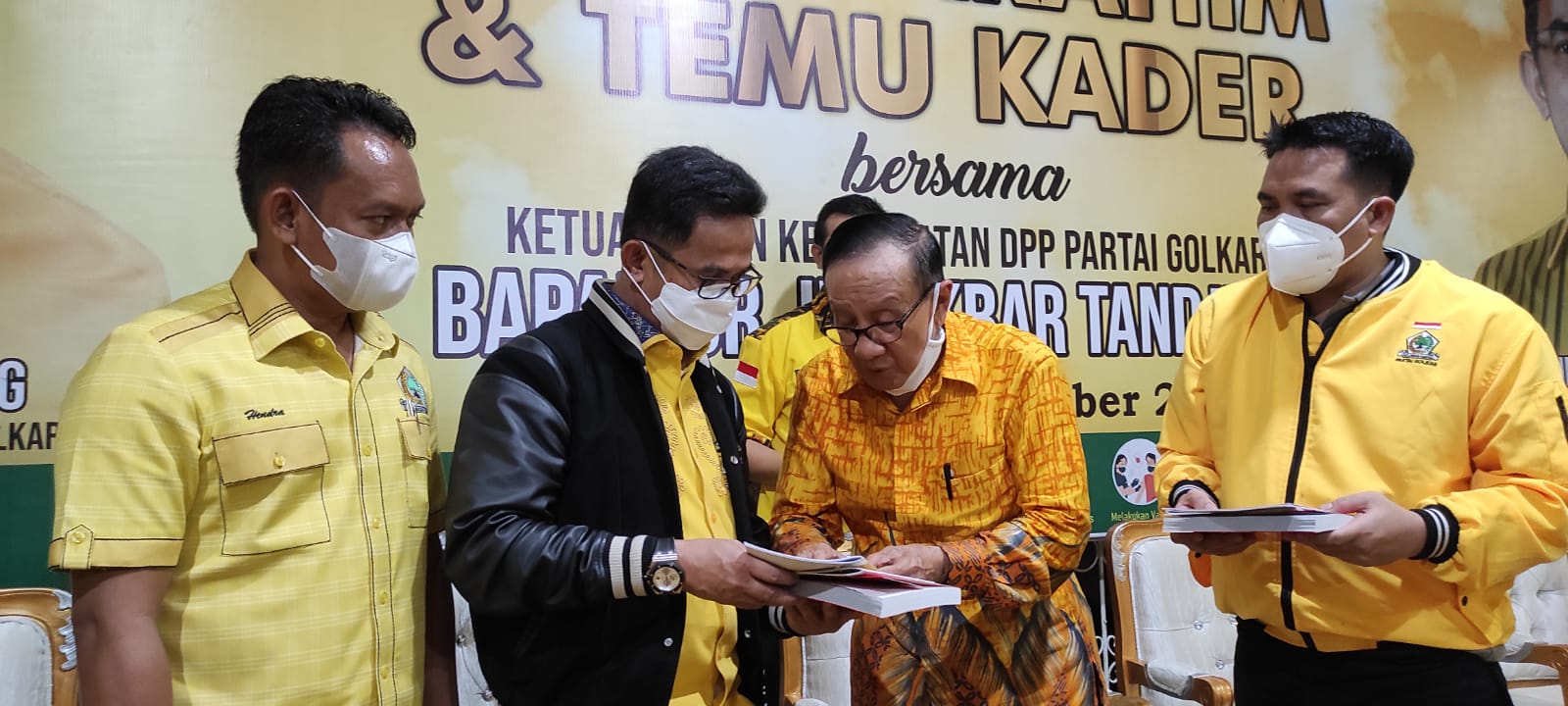 Rahmad Mas'ud dan Akbar Tanjung