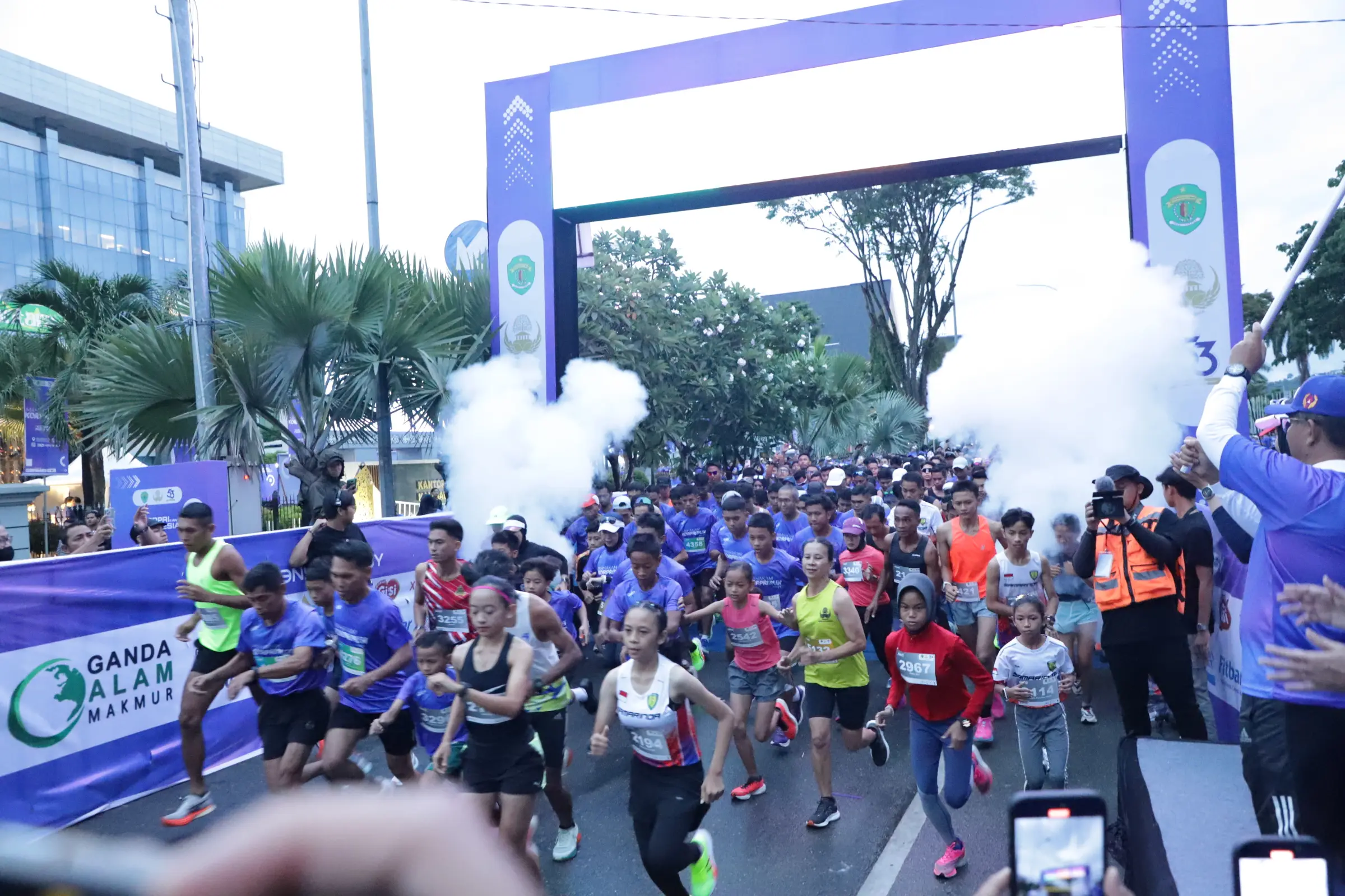 Lomba lari Mahakam 5K Korpri Run 2024 di Samarinda / Pemprov Kaltim