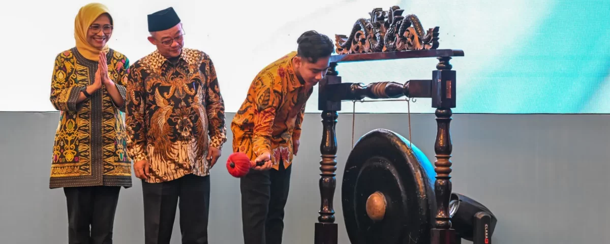 Wapres Gibran saat membuka Rapat Koordinasi Evaluasi Kebijakan Pendidikan Bersama Para Kepala Dinas Pendidikan dari Seluruh Indonesia yang digelar di Sheraton Grand Jakarta Gandaria City Hotel, Jakarta / Setwapres