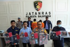 Tersangka dan barang bukti yang diamankan