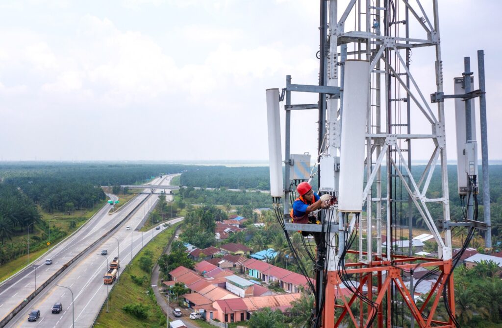 Menyambut Pilkada 2024 yang digelar serentak di 37 provinsi, XL Axiata memastikan kesiapan jaringannya untuk mendukung kelancaran komunikasi masyarakat.