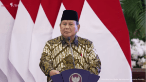 Presiden Prabowo Subianto saat Penyerahan Secara Digital Daftar Isian Pelaksanaan Anggaran (DIPA) dan Buku Alokasi Transfer ke Daerah (TKD) 2025 serta Peluncuran Katalog Elektronik Versi 6.0, di Istana Negara, Jakarta, Selasa (10/12/2024). (Foto: Tangkapan layar BPMI Setpres)