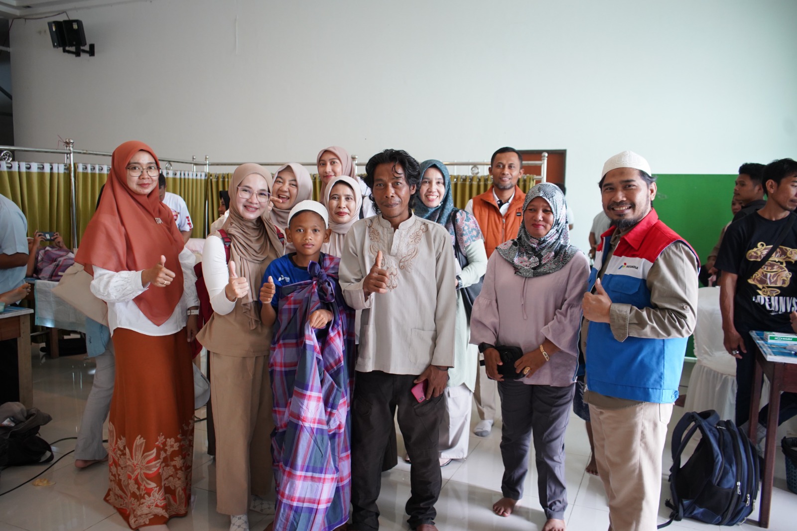 PT Kilang Pertamina Internasional (KPI) Unit Balikpapan kembali mengadakan kegiatan sosial khitanan massal, kali ini melibatkan 200 anak di Masjid Islamic Center, Penajam Paser Utara (PPU).