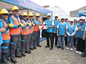 PT PLN (Persero) memastikan seluruh Stasiun Pengisian Kendaraan Listrik Umum (SPKLU) di Jawa Barat siap mendukung kebutuhan pengisian daya kendaraan listrik selama libur Natal 2024 dan Tahun Baru 2025 (Nataru)