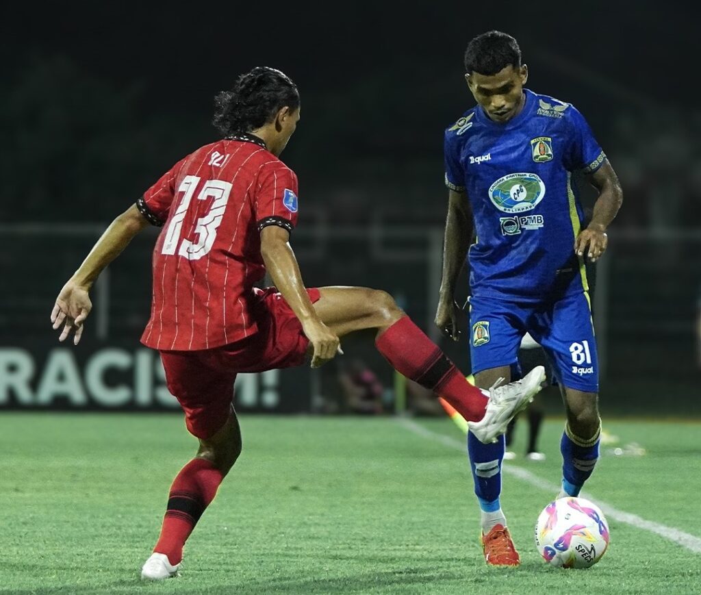 Pertandingan Persiba Balikpapan vs NZR Sumbersari yang berakhir imbang 1-1 / oficial Persiba Balikpapan