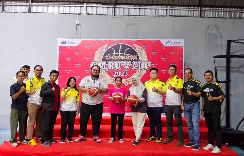 Suasana meriah menyelimuti gelaran Turnamen Basket Piala Bergilir General Manager PT Kilang Pertamina Internasional (KPI) RU V